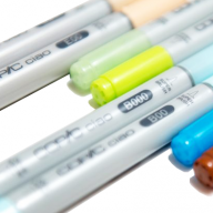 Copic Ciao 6 Scrap №1 Скрапбукинг набор маркеров - Набор маркеров Copic Ciao Hue Colors 5+1 с кистью для рисования (цветные маркеры + линер) Копик Чао купить в художественном магазине Copic.Club с доставкой по РФ и СНГ
